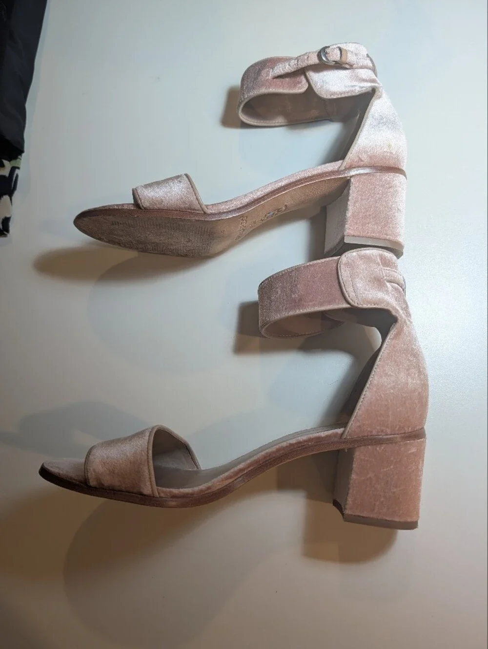 Bernardo Woman's 8.5 Blush Pink Velvet Ankle-Strap Block Heel Sandal